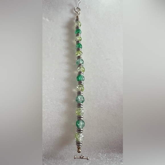 Handmade Beautiful Bracelet 🤩 - Picture 3 of 4